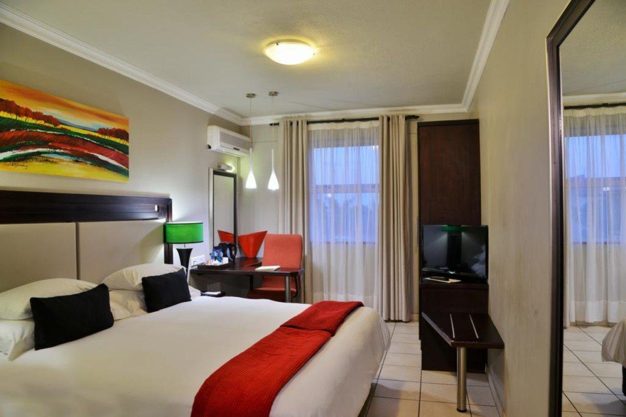 Bon Hotel 엠파제니 외부 사진